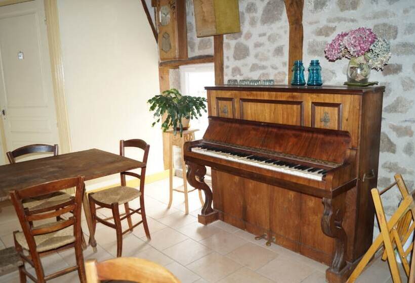 ベッドアンドブレックファースト Gîte De 15 Places En Chambre De 2, 4, 5 Personnes