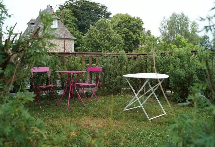 Aamiaismajoitus (B&B) Gîte De 15 Places En Chambre De 2, 4, 5 Personnes