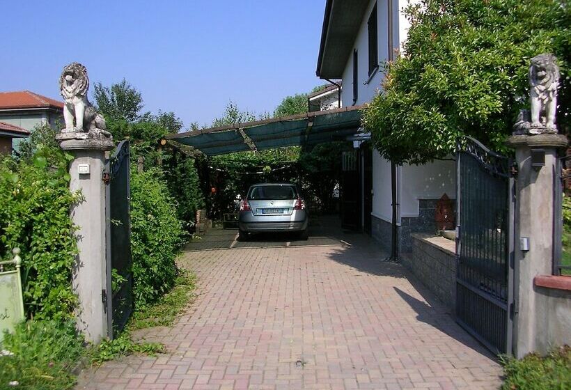 민박 Villa Romaniani