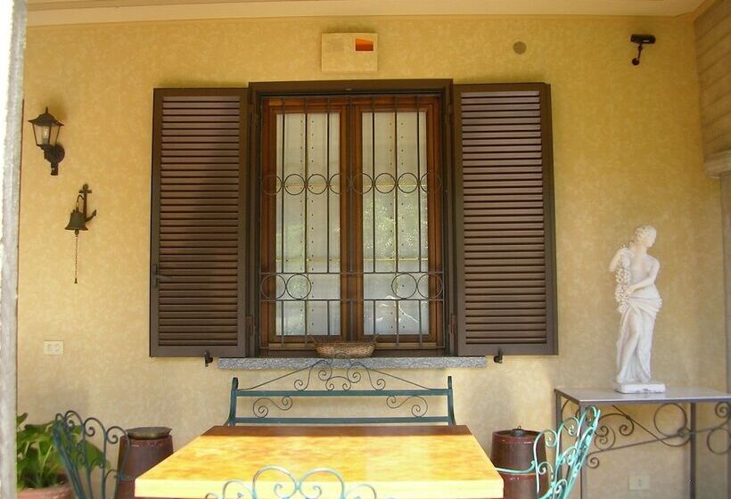 민박 Villa Romaniani