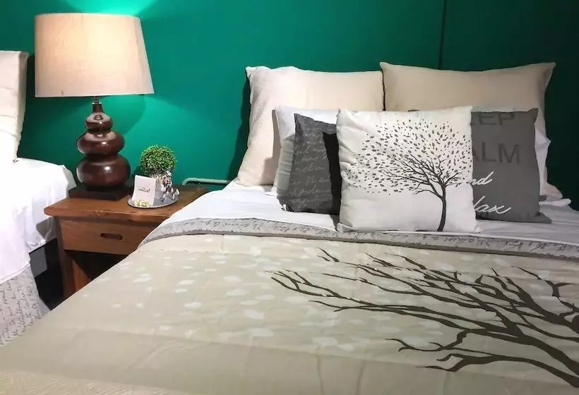 هتل Casa Conicarit