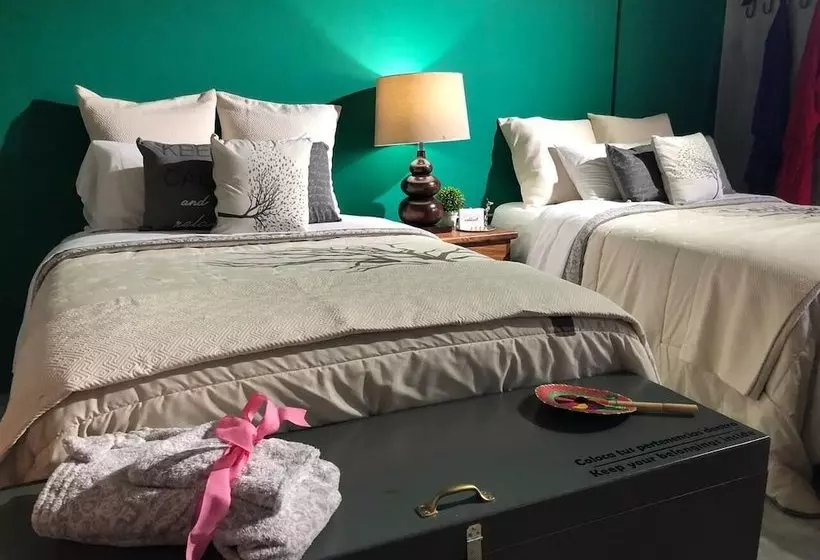 هتل Casa Conicarit