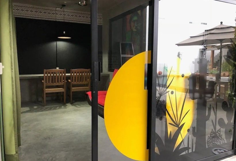 هتل Casa Conicarit