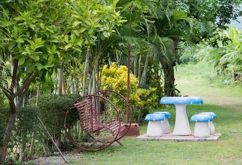 ホテル Chum Phae Lagoon Resort