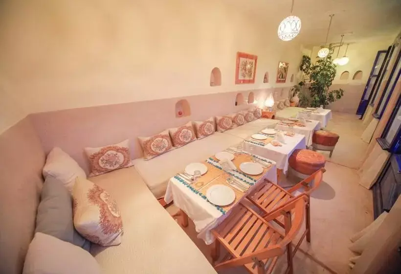 ホテル Dar Farhana