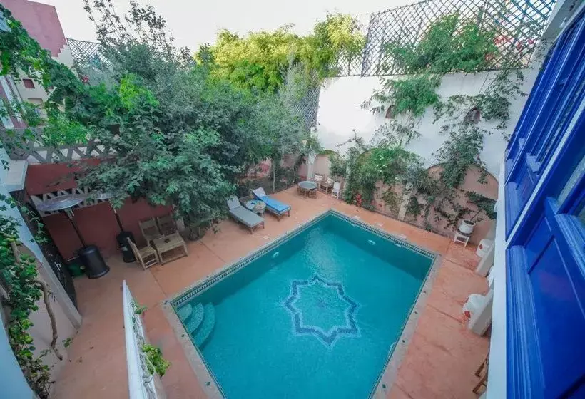 ホテル Dar Farhana