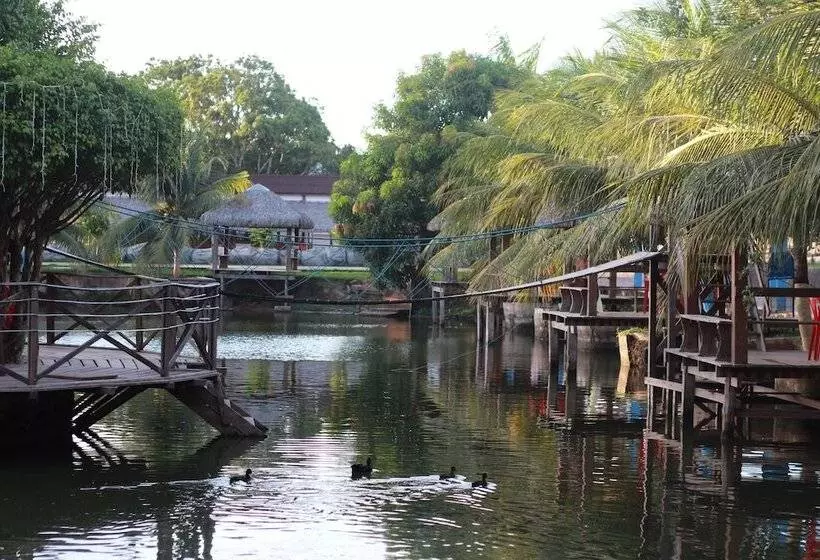 ホテル Enzo Park