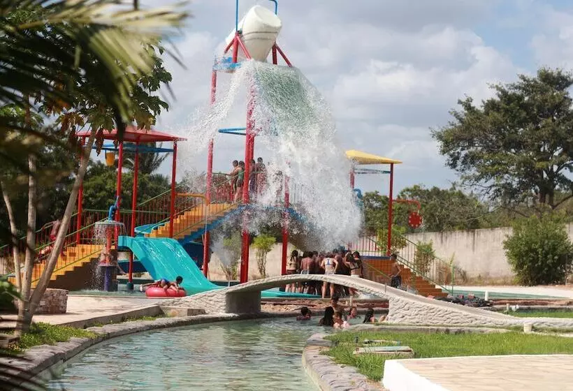 ホテル Enzo Park