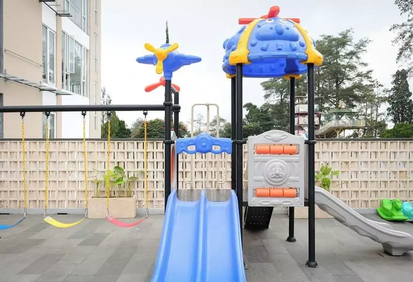 Facade Hotel By Azana