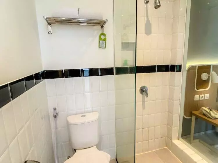 Facade Hotel By Azana