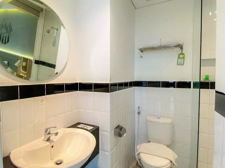 Facade Hotel By Azana