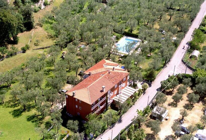 ホテル Garnì Casa Rabagno