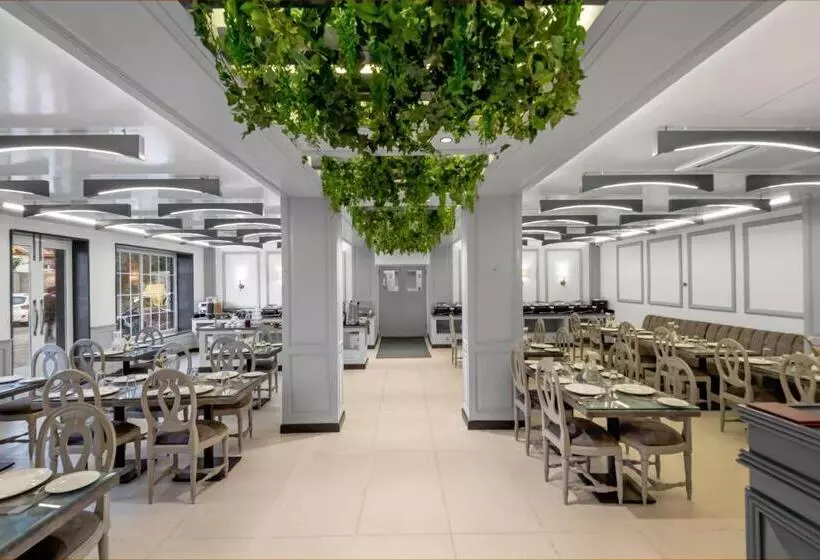 ホテル Grand Boulevard