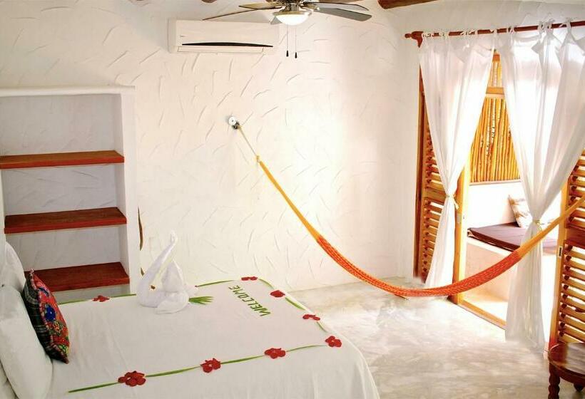 Hotel Palapas Del Sol