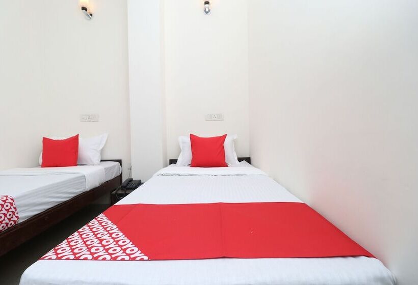 בית מלון כפרי Ra Vista By Oyo Rooms