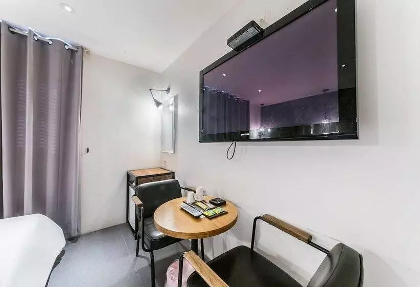 Hotelli Yaja Guri Sutaek