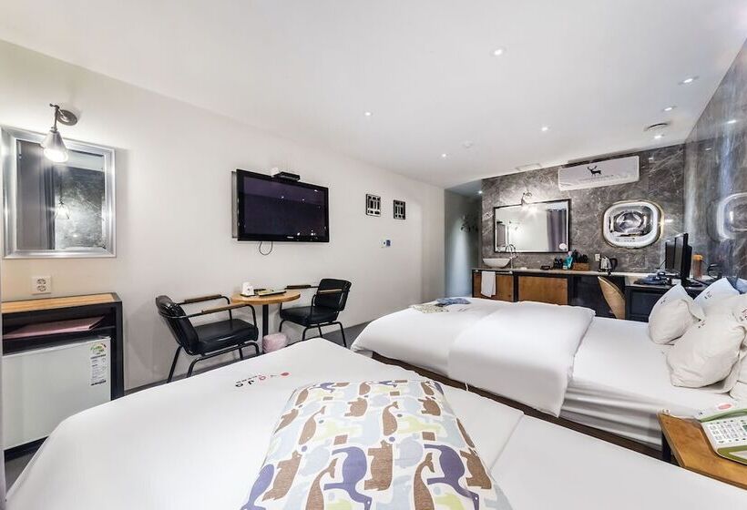 Hotel Yaja Guri Sutaek