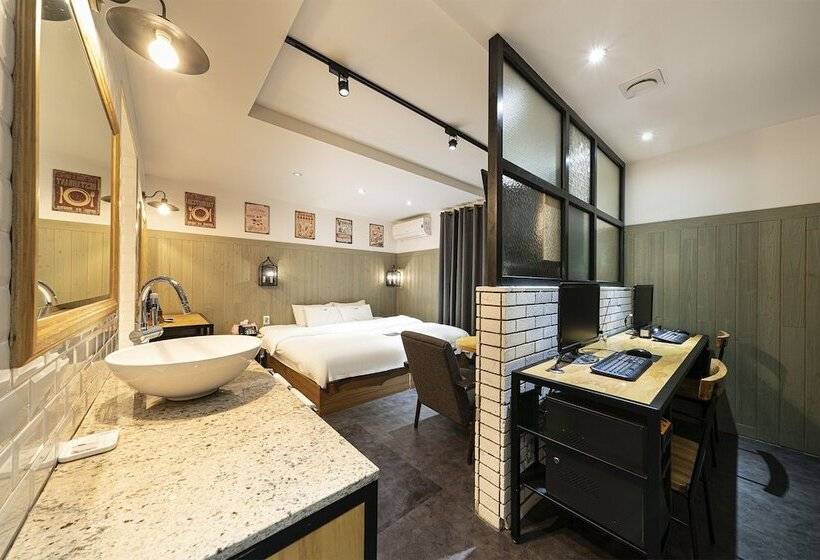 Hotel Yaja Guri Sutaek