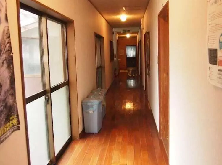 Minshuku Maetakeso   Hostel