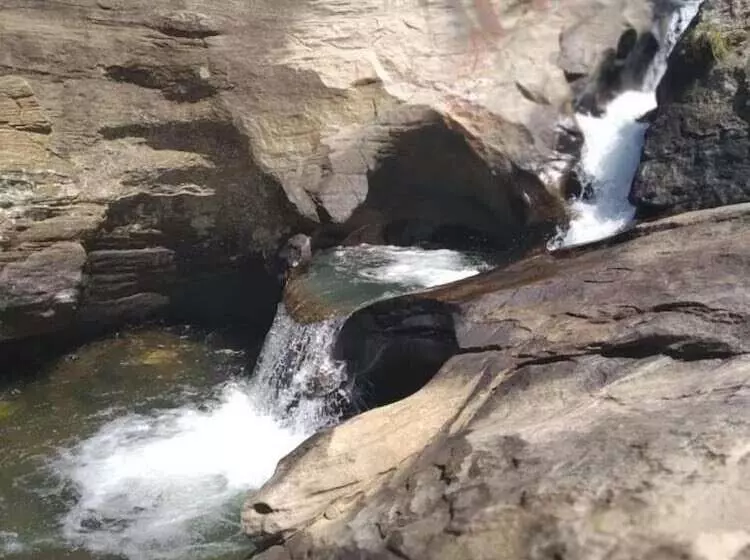 Majatalo G Excursion