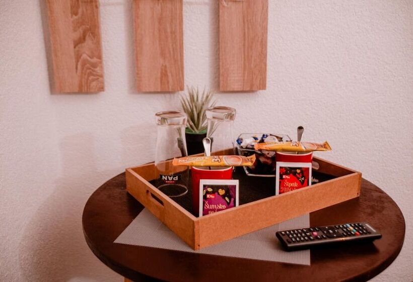 פנסיון House Karakas