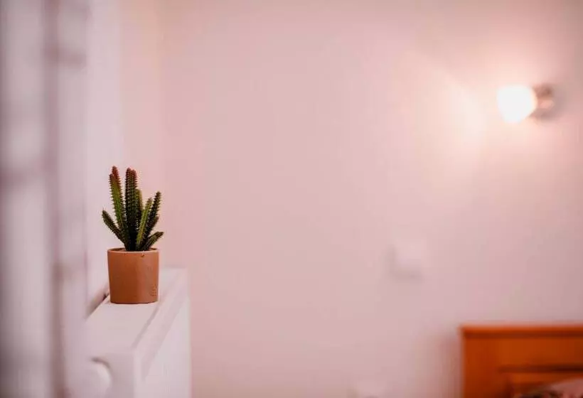 Majatalo House Karakas