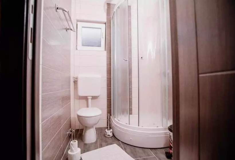 Majatalo House Karakas