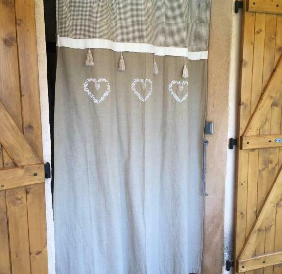 پانسیون Le Mas De Marie