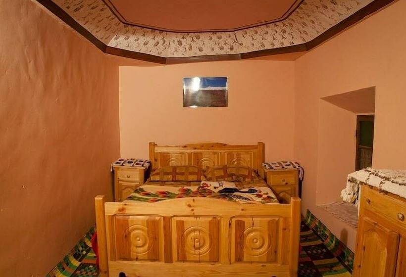 Aït Ayoub Voyages   Hostel