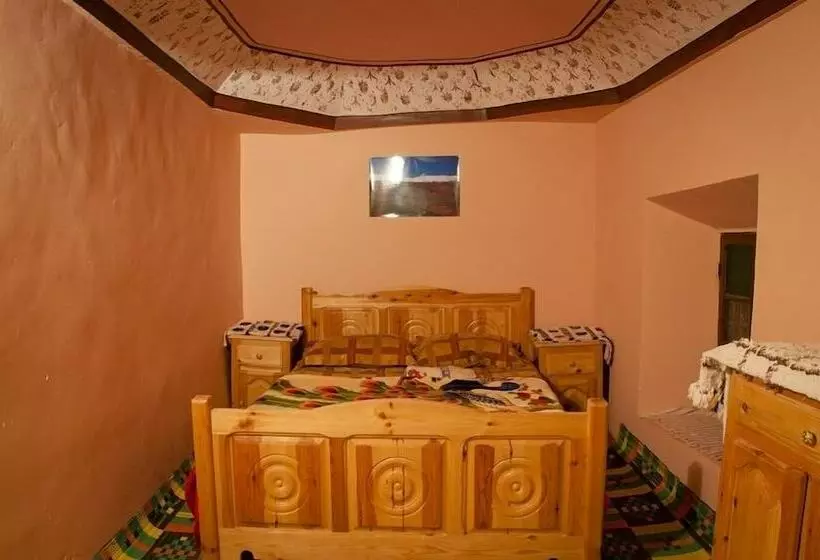 Aït Ayoub Voyages   Hostel