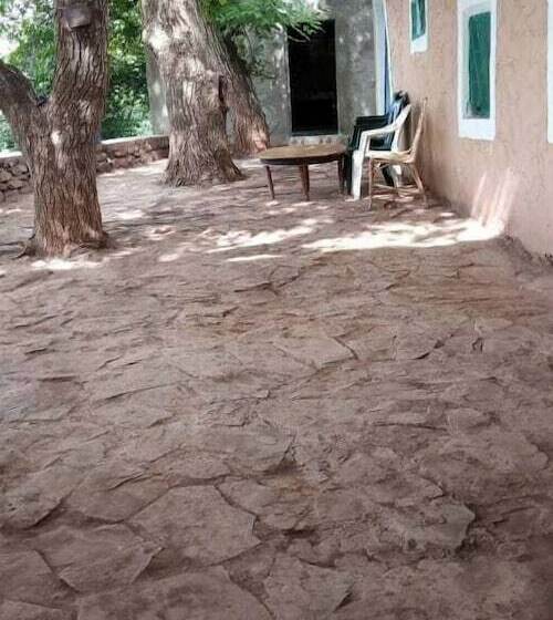 Aït Ayoub Voyages   Hostel