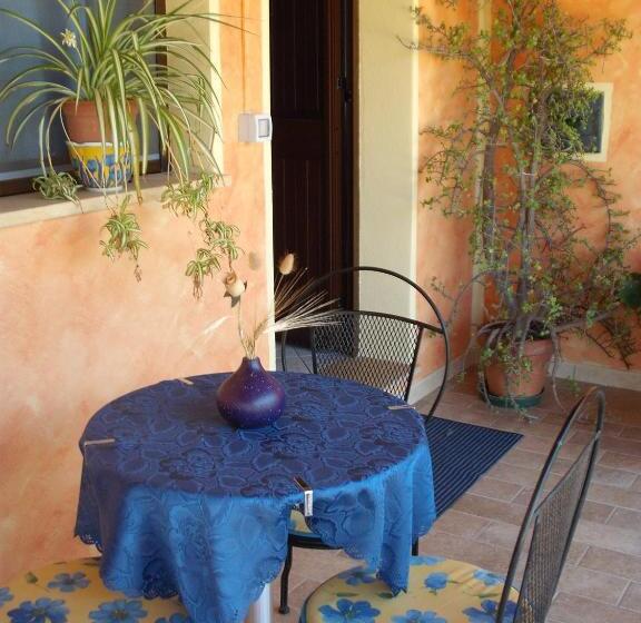 住宿加早餐  Domu De Palla