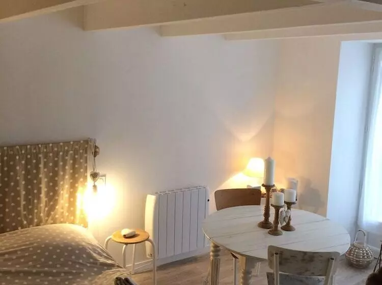 ベッドアンドブレックファースト Le Petit Monty