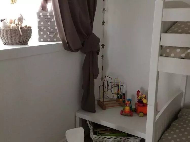 ベッドアンドブレックファースト Le Petit Monty