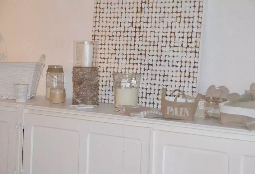 ベッドアンドブレックファースト Le Petit Monty