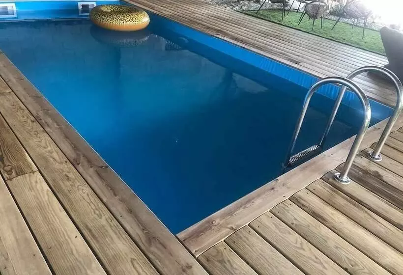 ベッドアンドブレックファースト Le Petit Monty