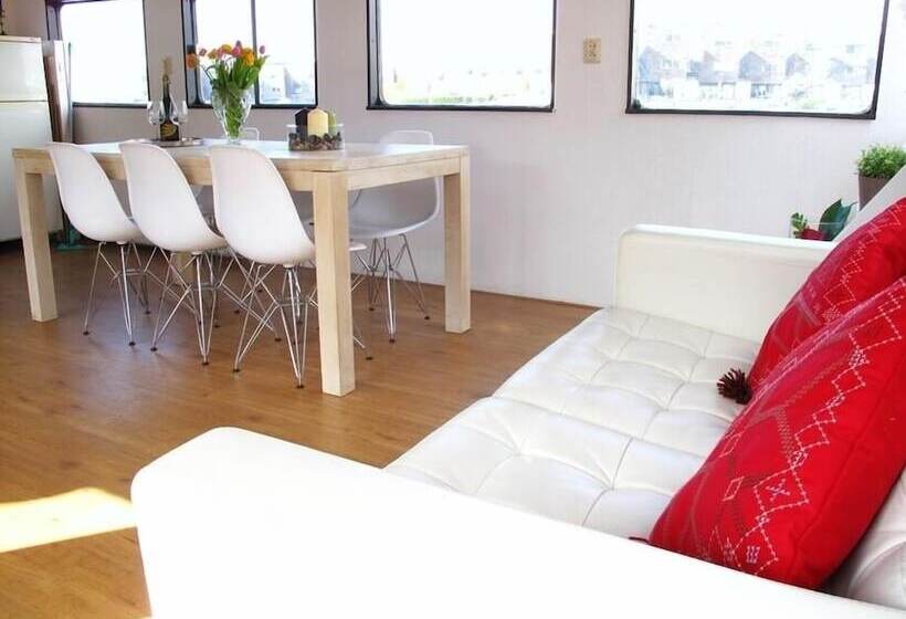 Boathotel Rotterdam Seven