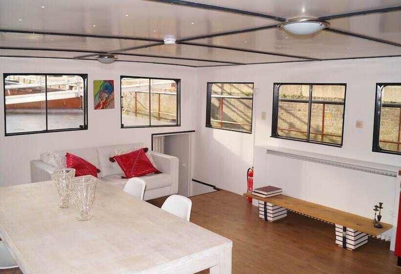 Boathotel Rotterdam Seven