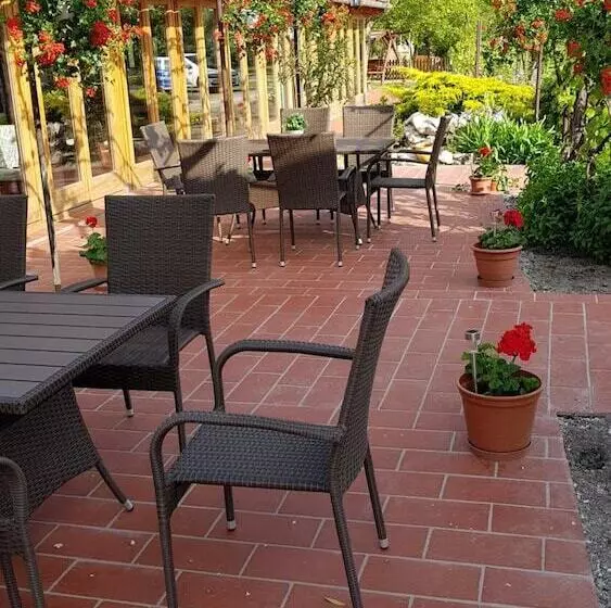 Forró Fogadó & Bauer Bistro