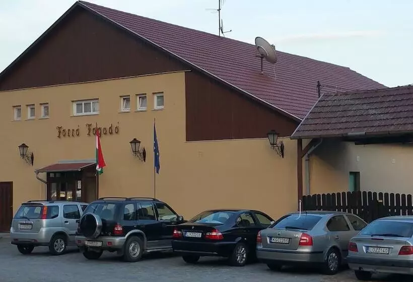 Forró Fogadó & Bauer Bistro