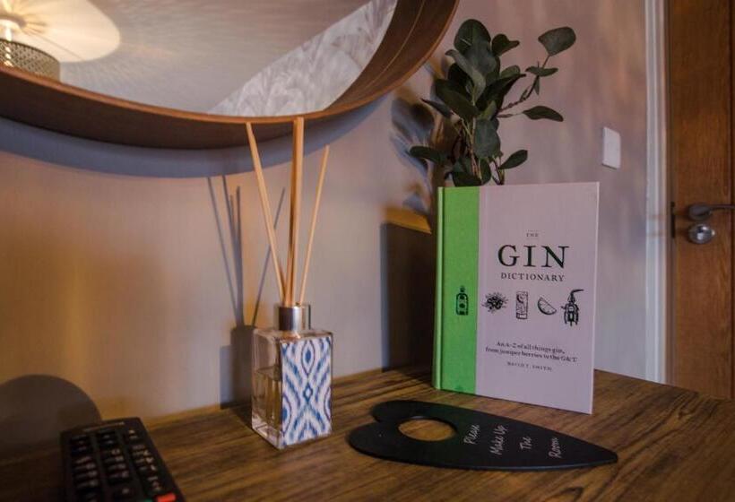 فندق فئة نجمة واحدة The Wheatsheaf Pub, Kitchen & Rooms