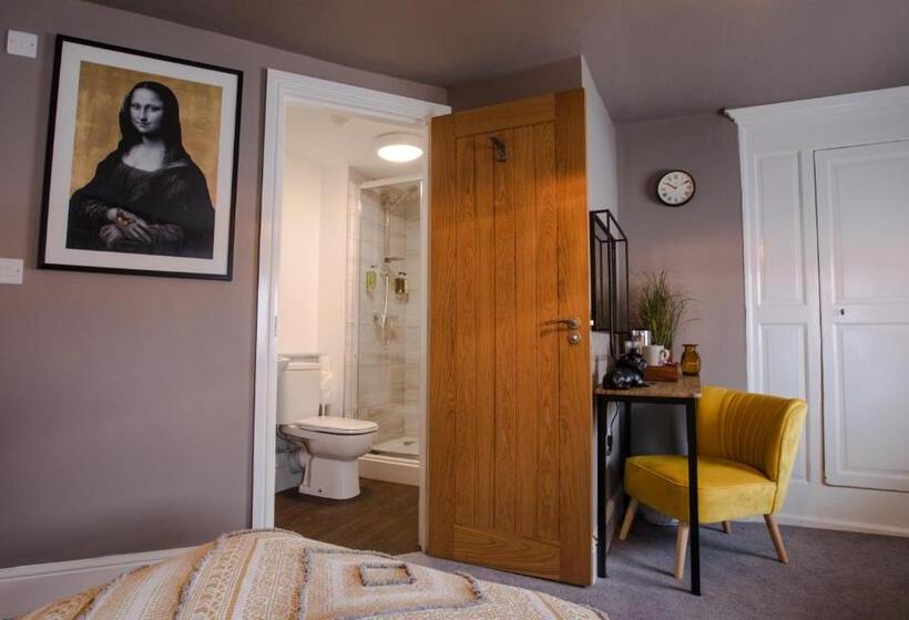 فندق فئة نجمة واحدة The Wheatsheaf Pub, Kitchen & Rooms