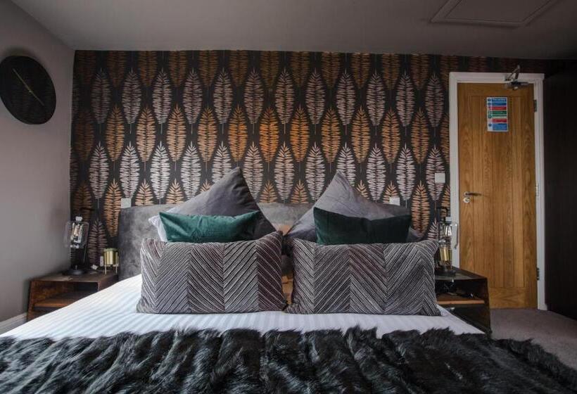 فندق فئة نجمة واحدة The Wheatsheaf Pub, Kitchen & Rooms