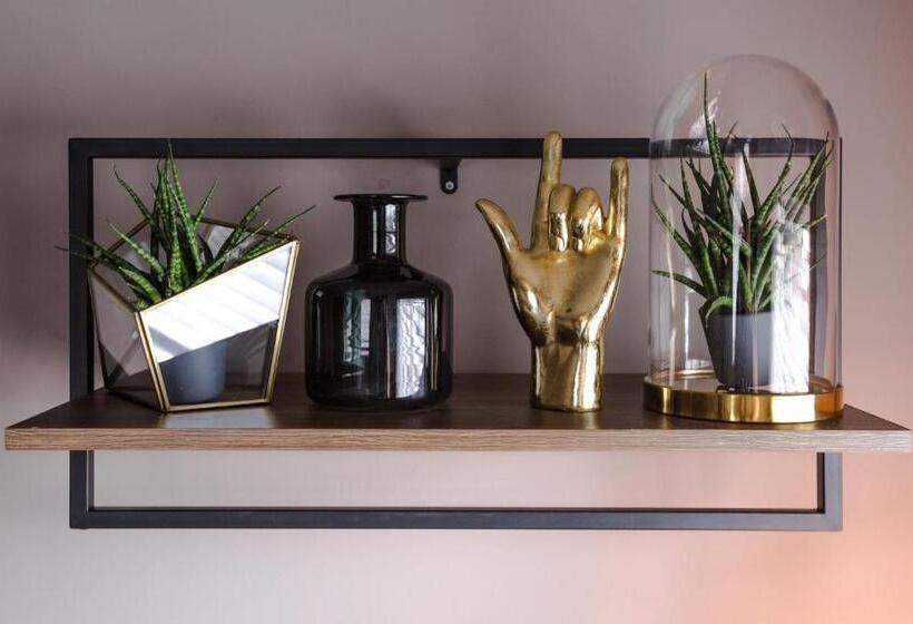 فندق فئة نجمة واحدة The Wheatsheaf Pub, Kitchen & Rooms