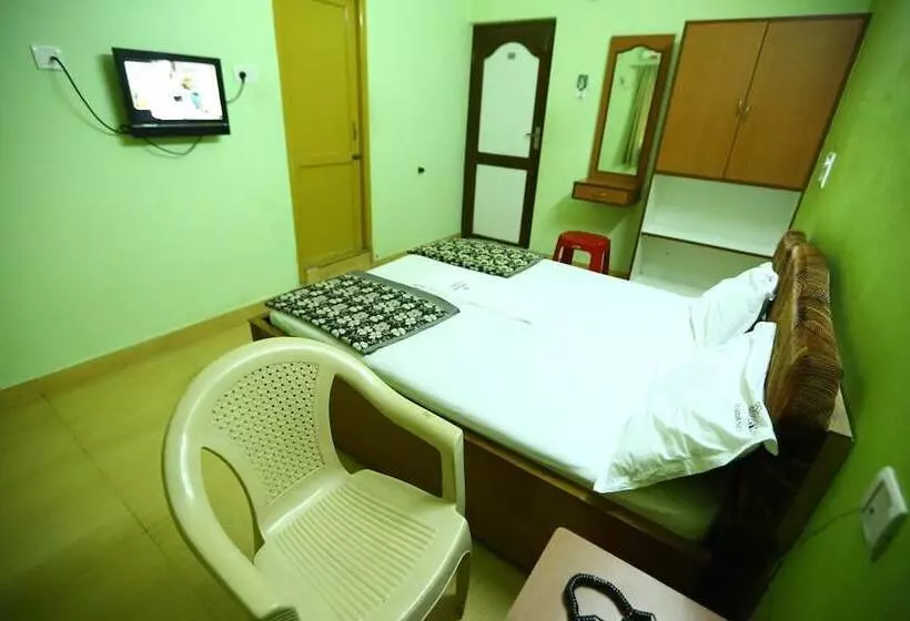 Hotelli Abirami Residency