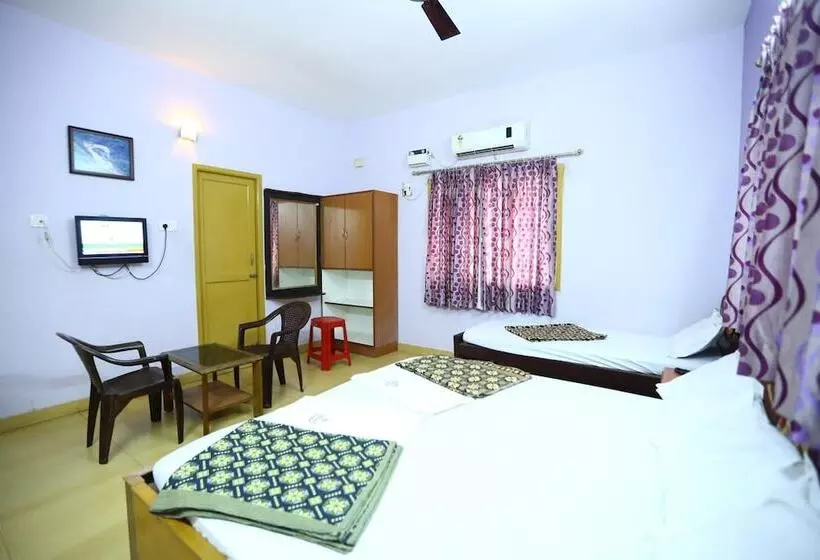 Hotelli Abirami Residency