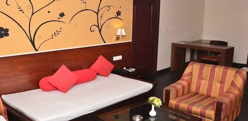 Hotelli Abirami Residency