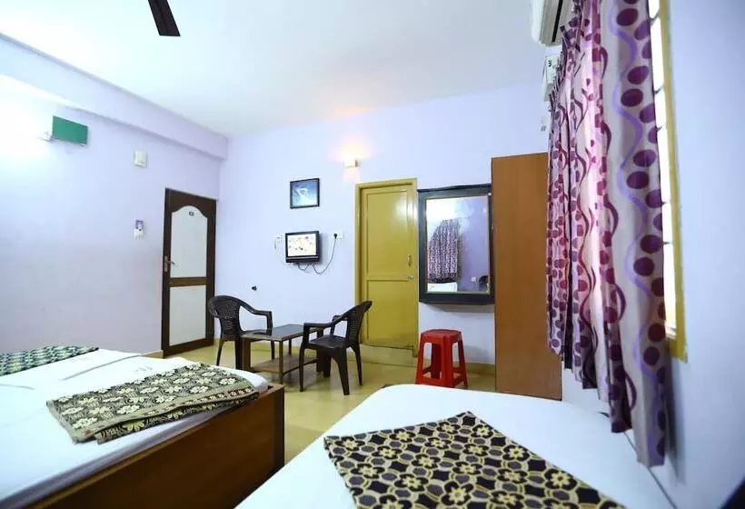 Hotelli Abirami Residency