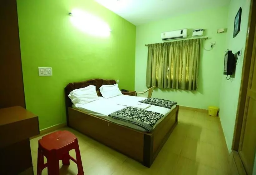 Hotelli Abirami Residency