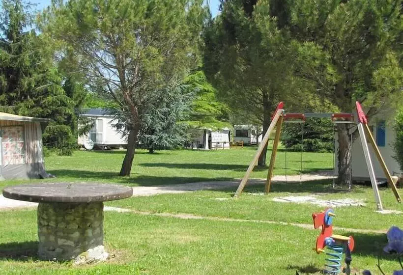 ホテル Camping Du Pas Des Biches